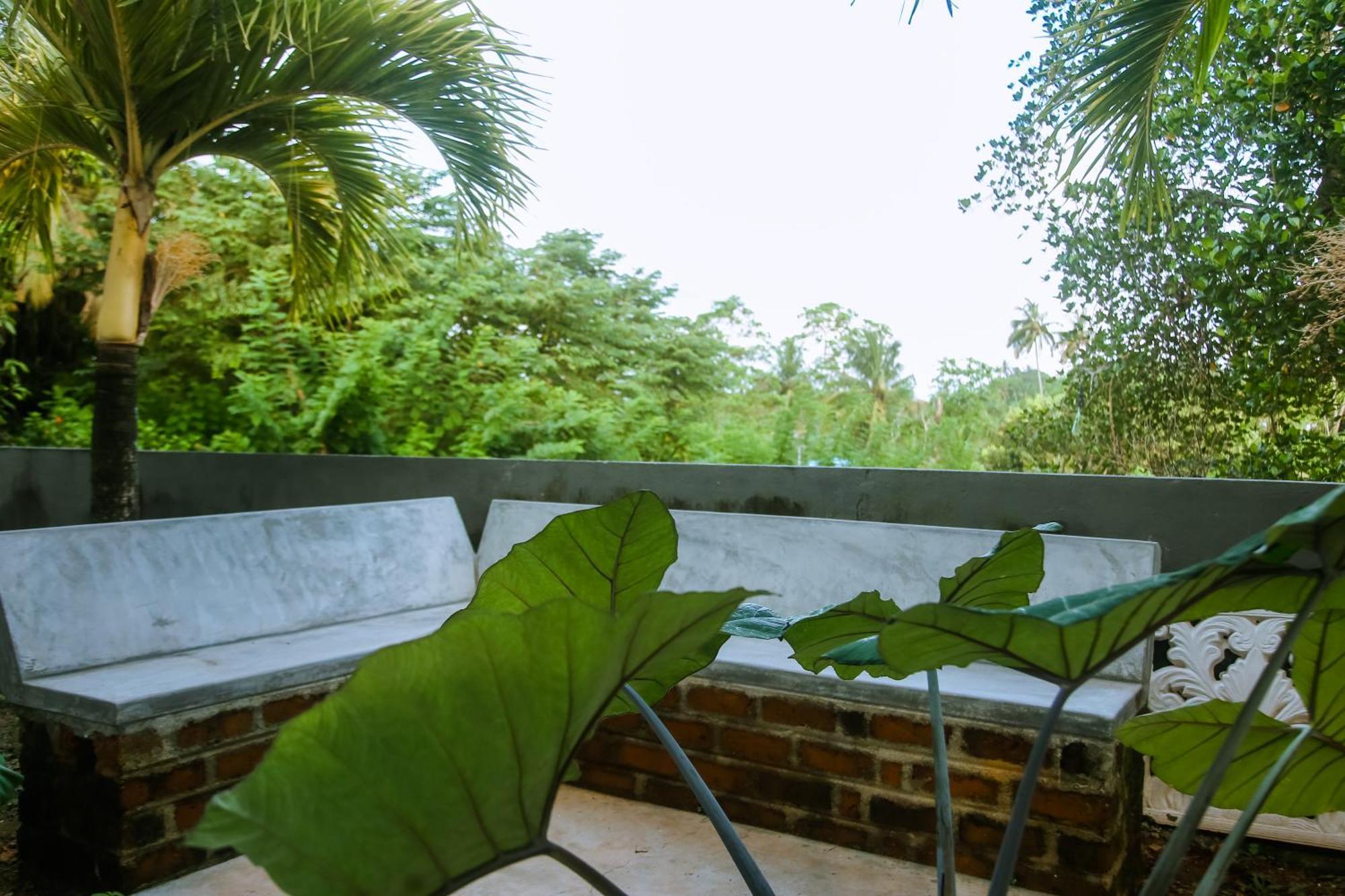 Blue Sky Hotel Mirissa Exterior photo